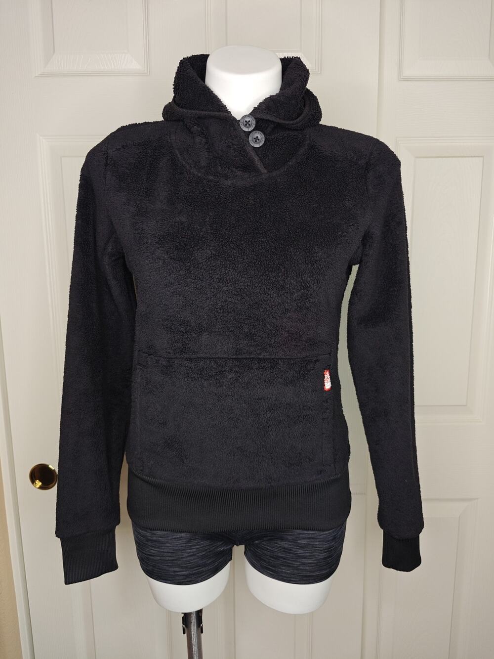 The North Face black high-pile fleece pullover hoodie style AEYW sz S